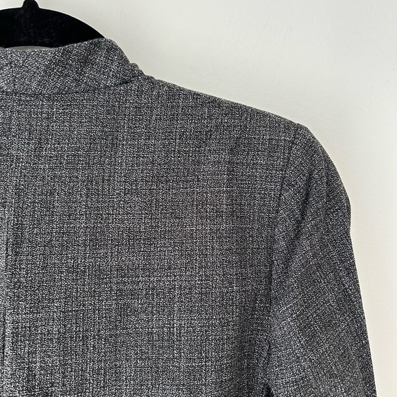 Babaton Charcoal Open-Front Blazer - Picture 14 of 14